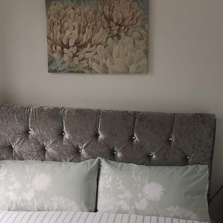 39 Cowley Road Villa Liverpool Bagian luar foto