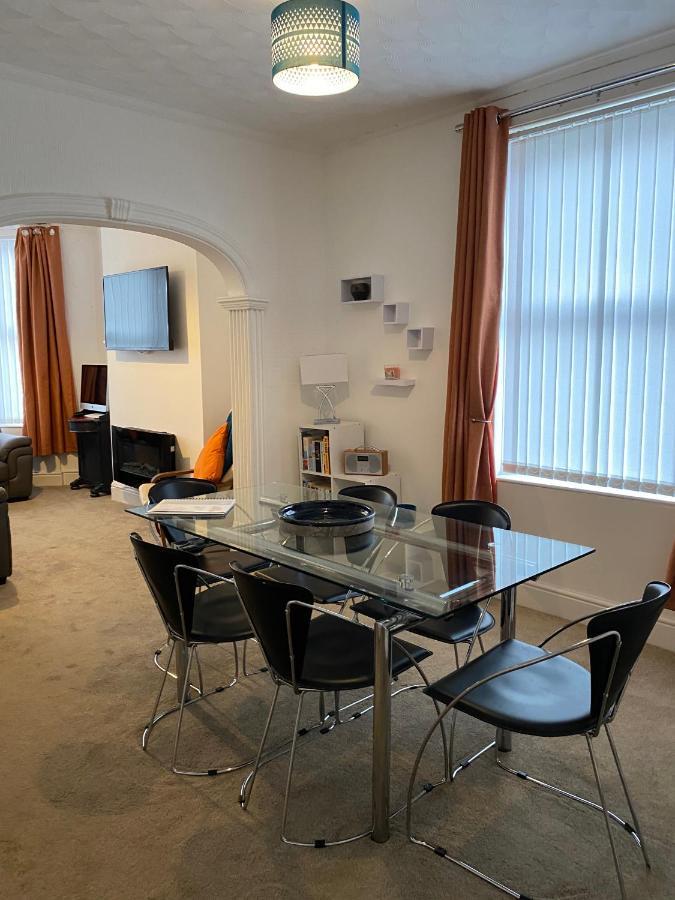 39 Cowley Road Villa Liverpool Bagian luar foto