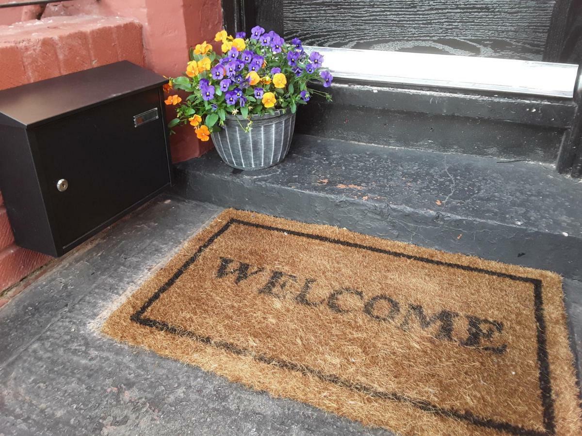 39 Cowley Road Villa Liverpool Bagian luar foto